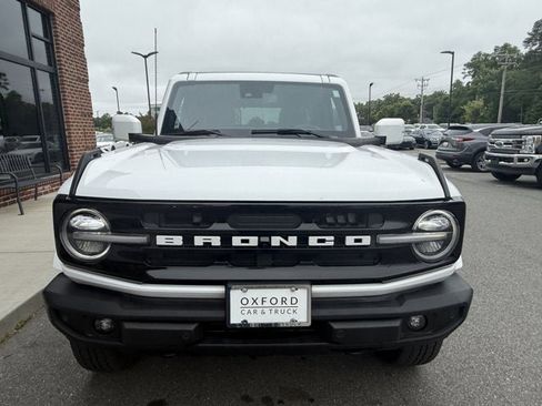 Used 2023 Ford Bronco Outer Banks AWD/4WD image 9