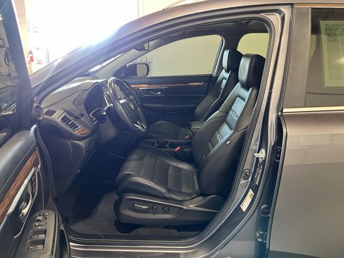 Used 2019 Honda CR-V Touring image 31