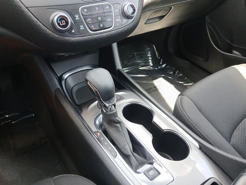 Used 2025 Chevrolet Malibu LT FWD image 29