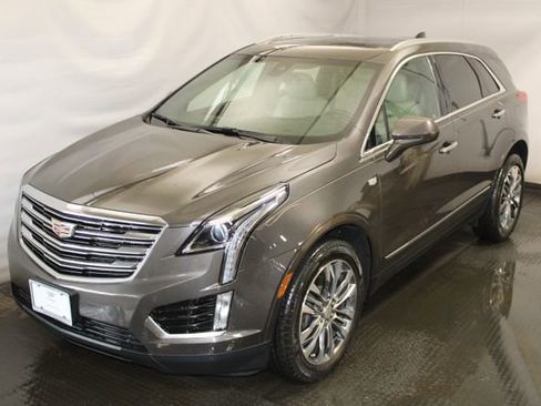 Used 2019 Cadillac XT5 Luxury image 1
