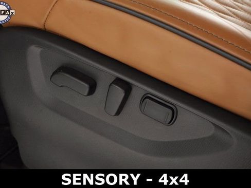 Used 2022 INFINITI QX80 Sensory image 14