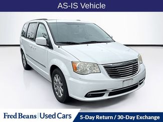 Used 2014 Chrysler Town & Country Touring FWD video 1