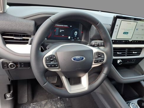 New 2026 Ford Explorer Active image 21