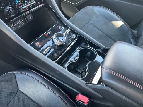 Used 2022 Jeep Grand Cherokee Trailhawk image 19