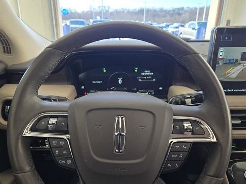 Used 2023 Lincoln Nautilus Reserve w/ Equipment Group 201A image 30
