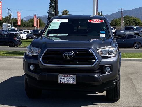 Certified 2018 Toyota Tacoma SR5 RWD image 45