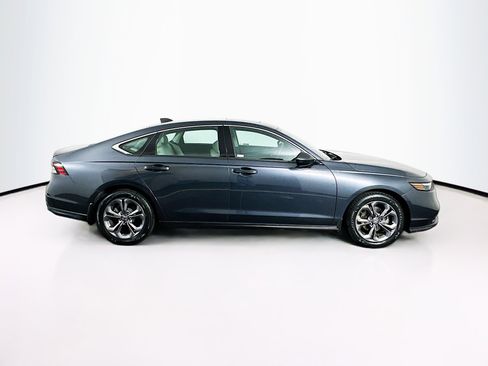 Used 2023 Honda Accord EX image 10