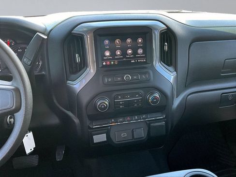 Used 2020 Chevrolet Silverado 1500 Custom w/ Custom Value Package AWD/4WD image 12