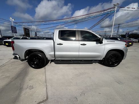Used 2022 Chevrolet Silverado 1500 Custom w/ Rally Edition RWD image 2