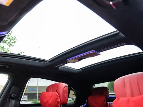 Used 2022 Mercedes-Benz S 580 4MATIC Sedan image 4