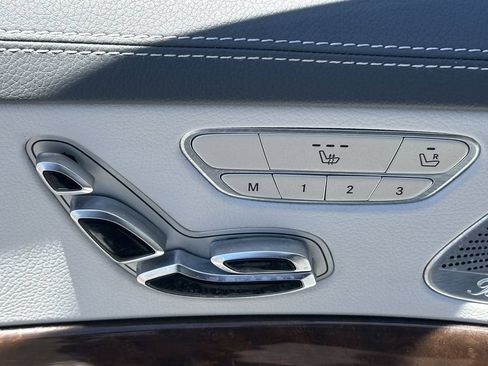Used 2016 Mercedes-Benz S 550 Sedan image 18