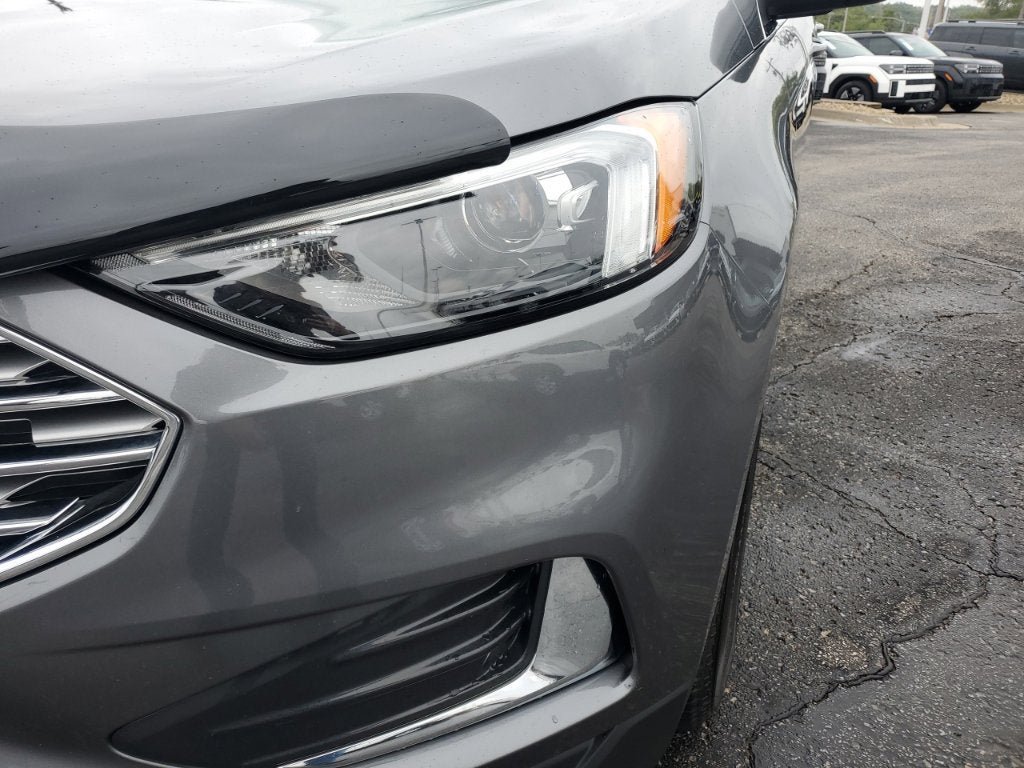 Used 2022 Ford Edge SEL AWD/4WD image 11