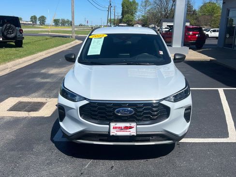 Used 2025 Ford Escape ST-Line FWD image 5