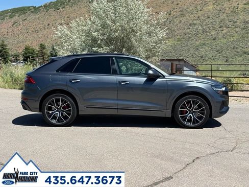 Used 2021 Audi Q8 Prestige w/ Prestige Package AWD/4WD image 6