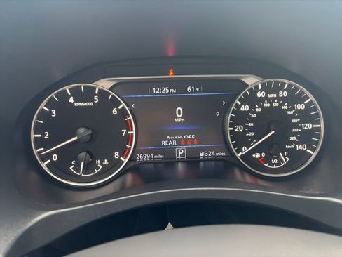 Used 2024 Nissan Altima 2.5 SV image 15