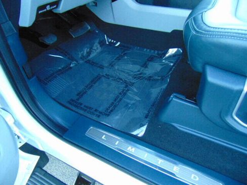 Used 2022 Ford F450 Limited w/ FX4 Off-Road Package image 6