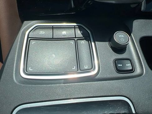 Used 2023 Acura MDX SH-AWD w/ Technology Package image 13