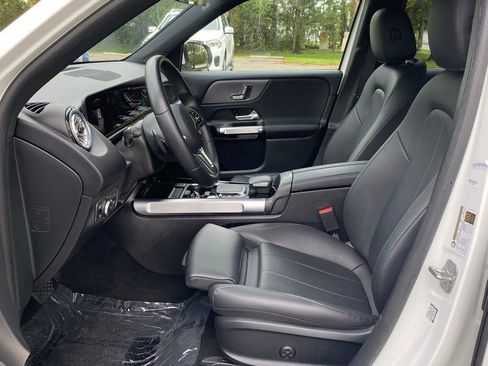 Used 2023 Mercedes-Benz EQB 250+ image 43