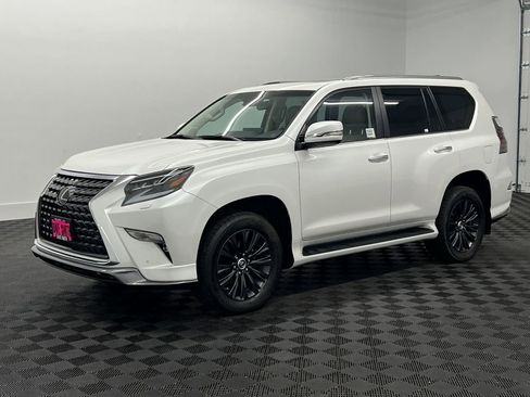 Used 2023 Lexus GX 460 Premium w/ Accessory Package image 1