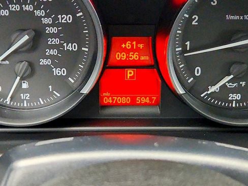 Used 2012 BMW Z4 sDrive35i RWD image 16