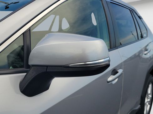 Used 2019 Toyota RAV4 XLE w/ All Weather Liner Package AWD/4WD image 29