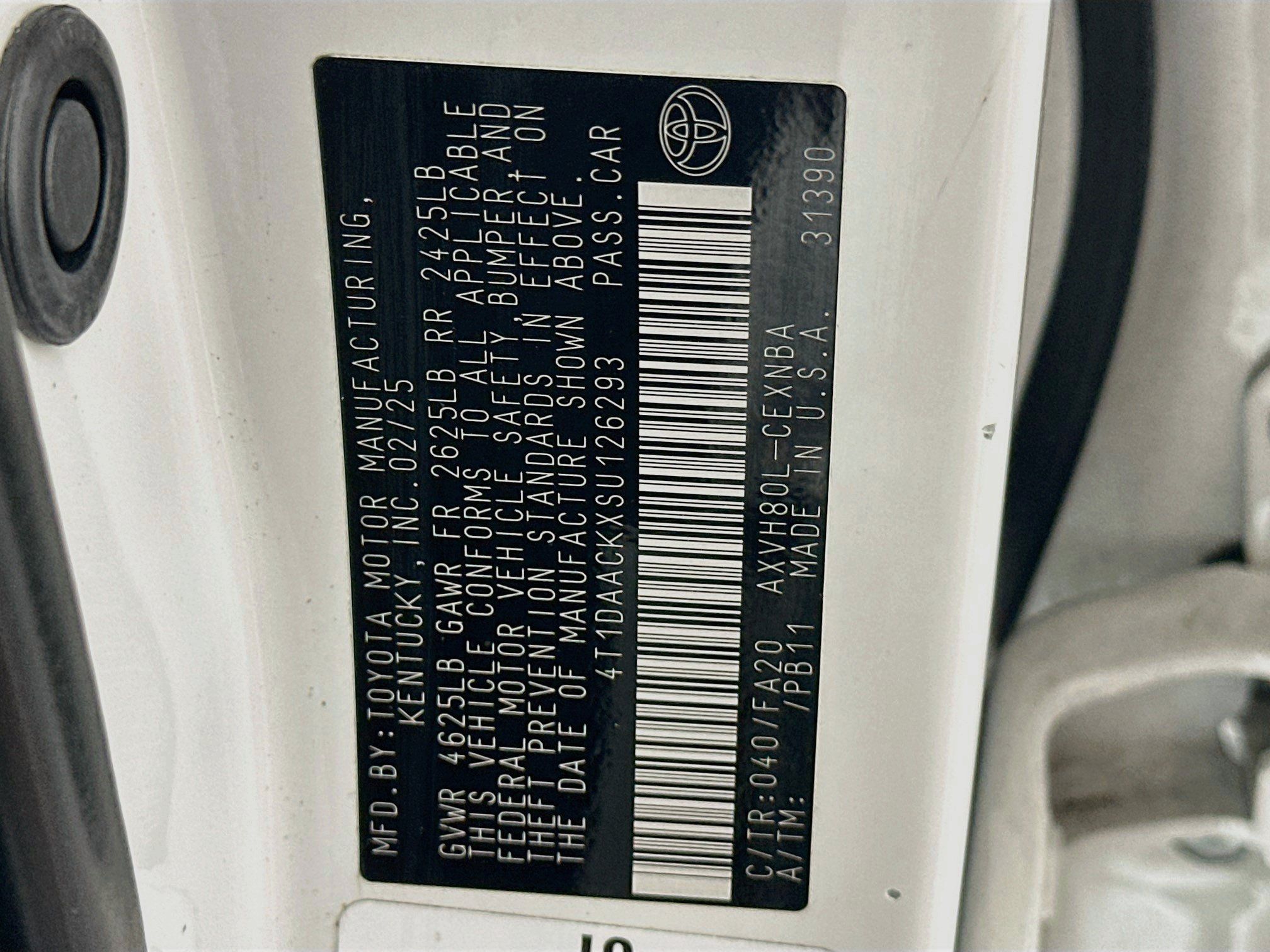 Used 2025 Toyota Camry LE FWD image 12