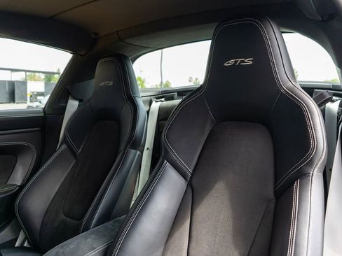 Used 2022 Porsche 911 Targa 4 GTS AWD/4WD image 4
