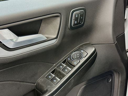 Used 2025 Ford Escape Platinum AWD/4WD image 15
