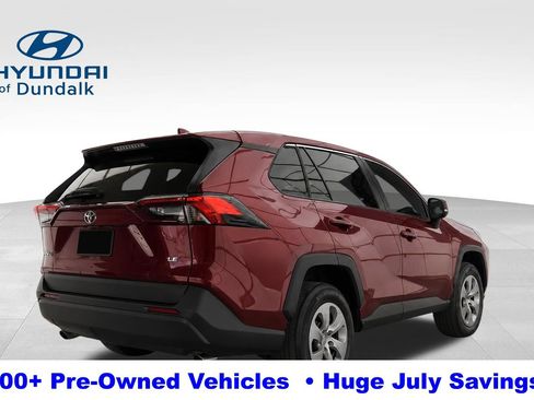 Used 2022 Toyota RAV4 LE FWD image 5