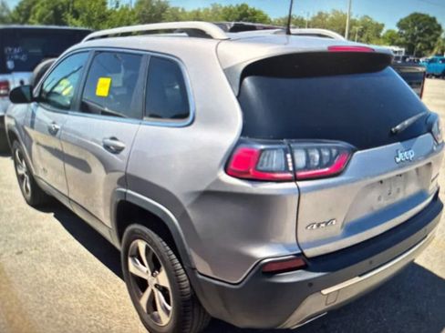 Used 2020 Jeep Cherokee Limited AWD/4WD image 2