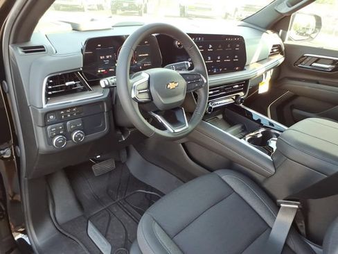 New 2026 Chevrolet Suburban LS AWD/4WD image 5