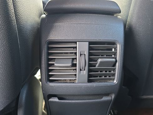 Used 2019 Mercedes-Benz CLA 250 image 17