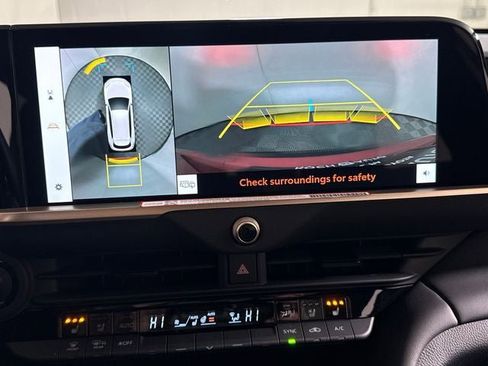 New 2026 Toyota Crown Signia AWD/4WD image 31