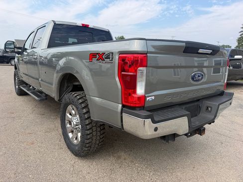 Used 2019 Ford F250 Lariat w/ Chrome Package AWD/4WD image 9