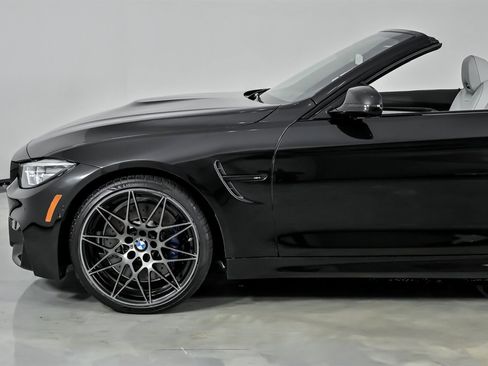 Used 2020 BMW M4 Convertible w/ Competition Package image 7