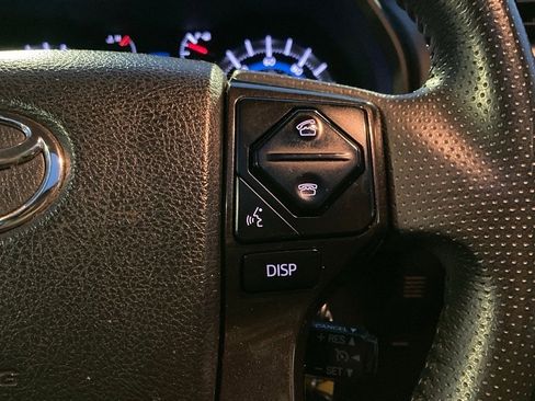 Used 2017 Toyota 4Runner TRD Off-Road Premium image 19