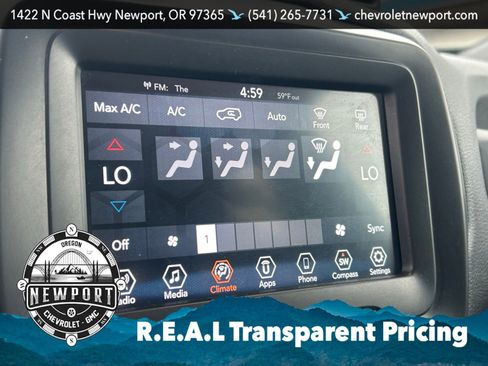 Used 2018 Jeep Renegade Latitude FWD image 20