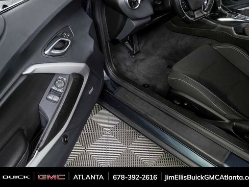 Used 2023 Chevrolet Camaro LT w/ RS Package image 8