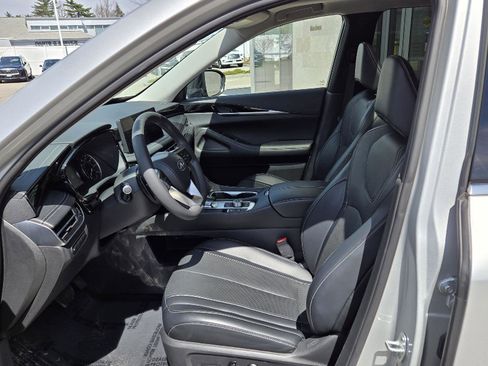 Certified 2023 INFINITI QX60 Pure image 5