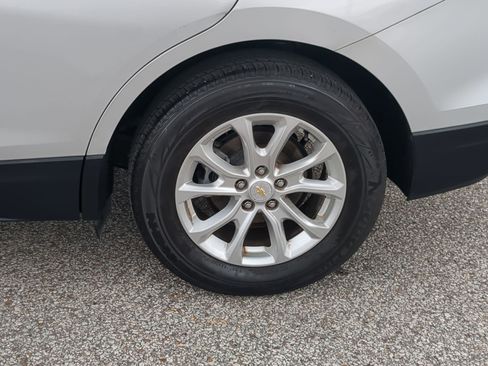Used 2018 Chevrolet Equinox LT FWD image 10