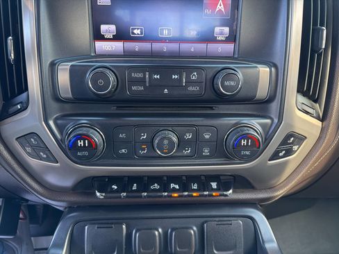 Used 2015 GMC Sierra 3500 Denali w/ Duramax Plus Package image 31