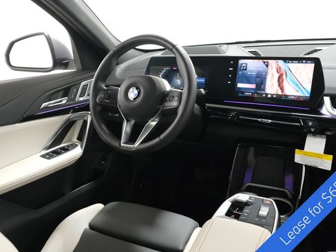 Used 2025 BMW X2 xDrive28i w/ Technology Package AWD/4WD image 10