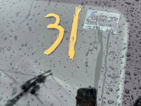 Used 2018 Chevrolet Silverado 1500 LT w/ All Star Edition image 24