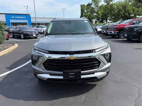 Used 2025 Chevrolet TrailBlazer LT AWD/4WD image 10