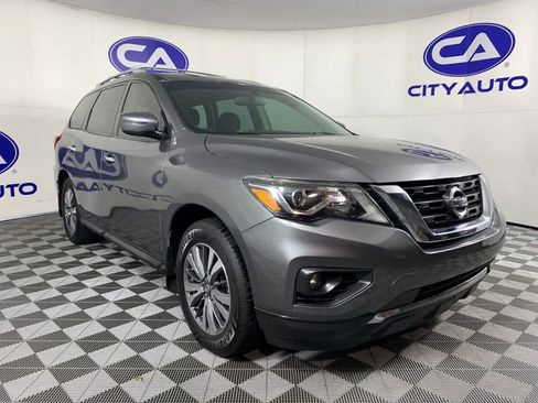Used 2020 Nissan Pathfinder SV FWD image 1