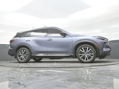 Used 2023 INFINITI QX60 Sensory AWD/4WD image 32