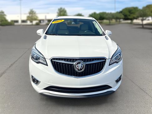Used 2019 Buick Envision Essence image 2