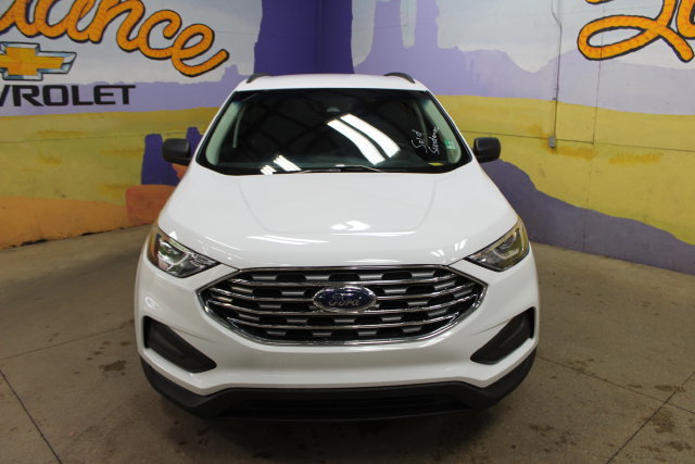 Used 2020 Ford Edge SE AWD/4WD image 3