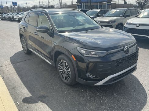 New 2026 Volkswagen Tiguan S image 28