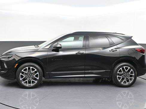 Certified 2024 Chevrolet Blazer RS w/ Driver Confidence II Package AWD/4WD image 5